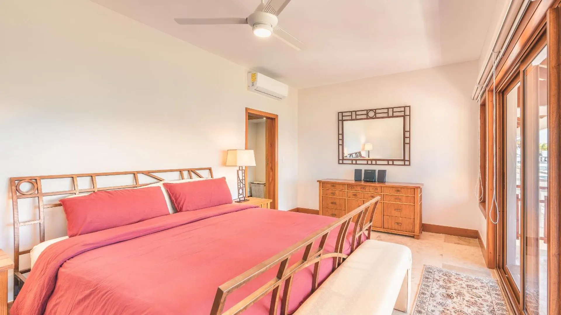 3Br Beachfront Townhouse At Puerto Bahia Samana