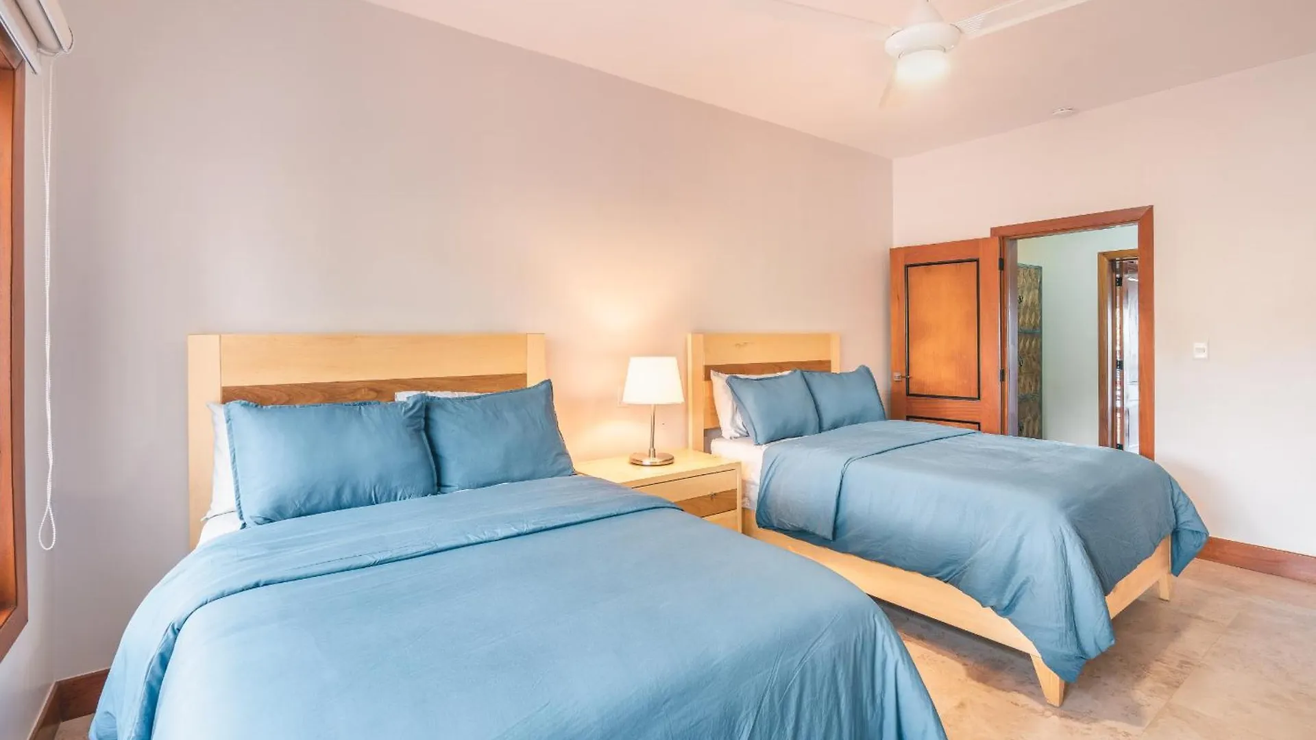 Villa 3Br Beachfront Townhouse At Puerto Bahia Samana