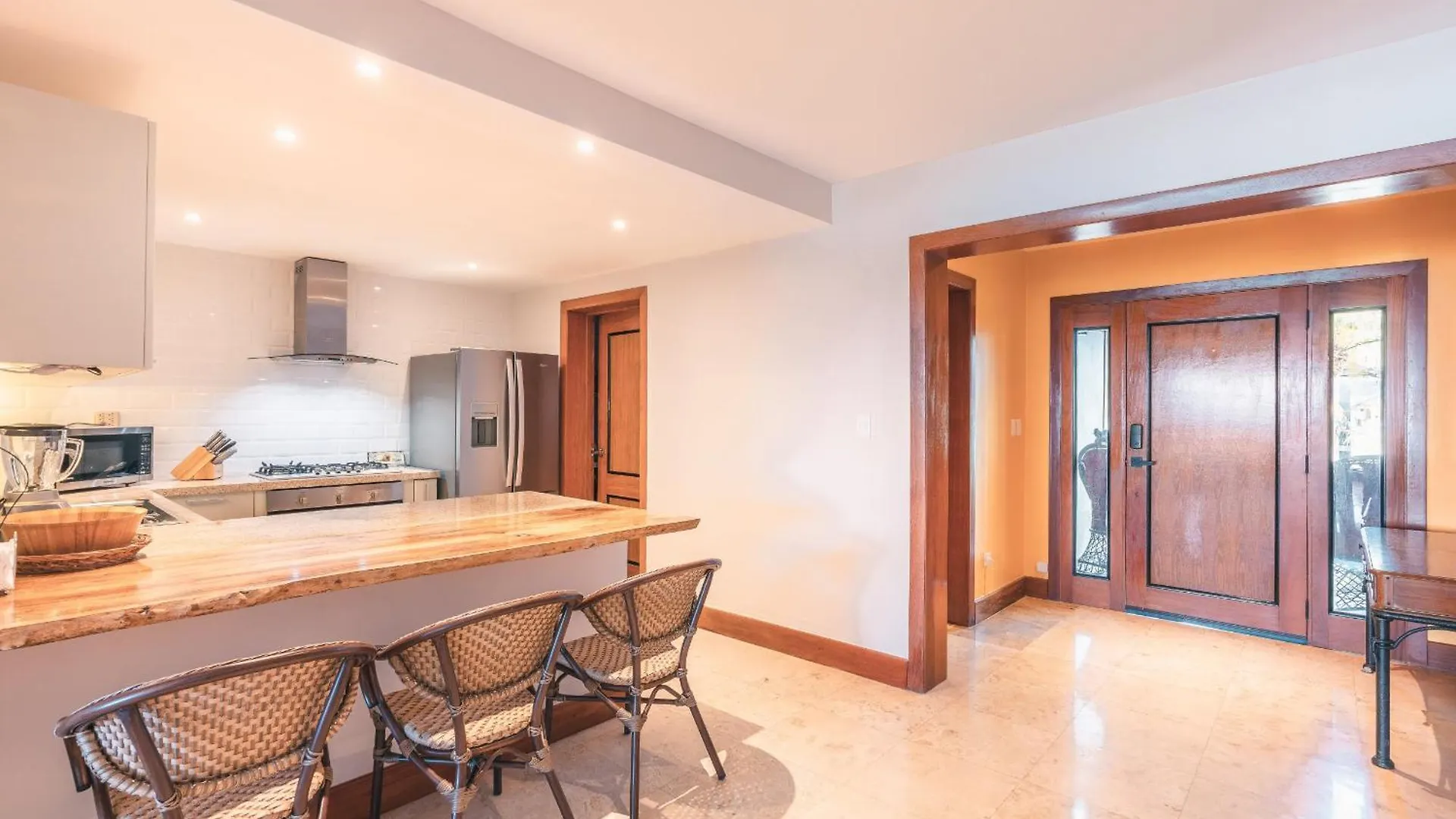 3Br Beachfront Townhouse At Puerto Bahia Samana Villa