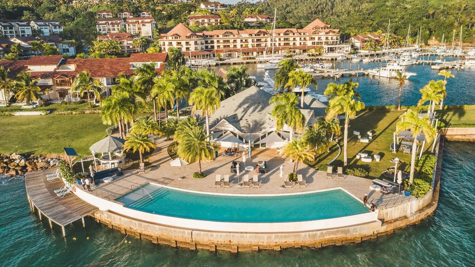 Villa 3Br Beachfront Townhouse At Puerto Bahia Samana Dominican Republic
